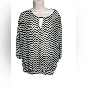 Chico’s Womens Blouse Beige/Black Scoop Neck Semi Sheer Top Size 2